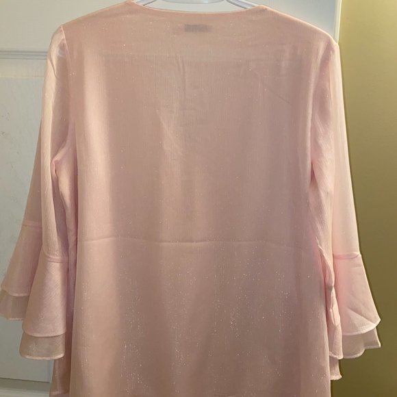 Light pink blouse - Picture 2 of 2